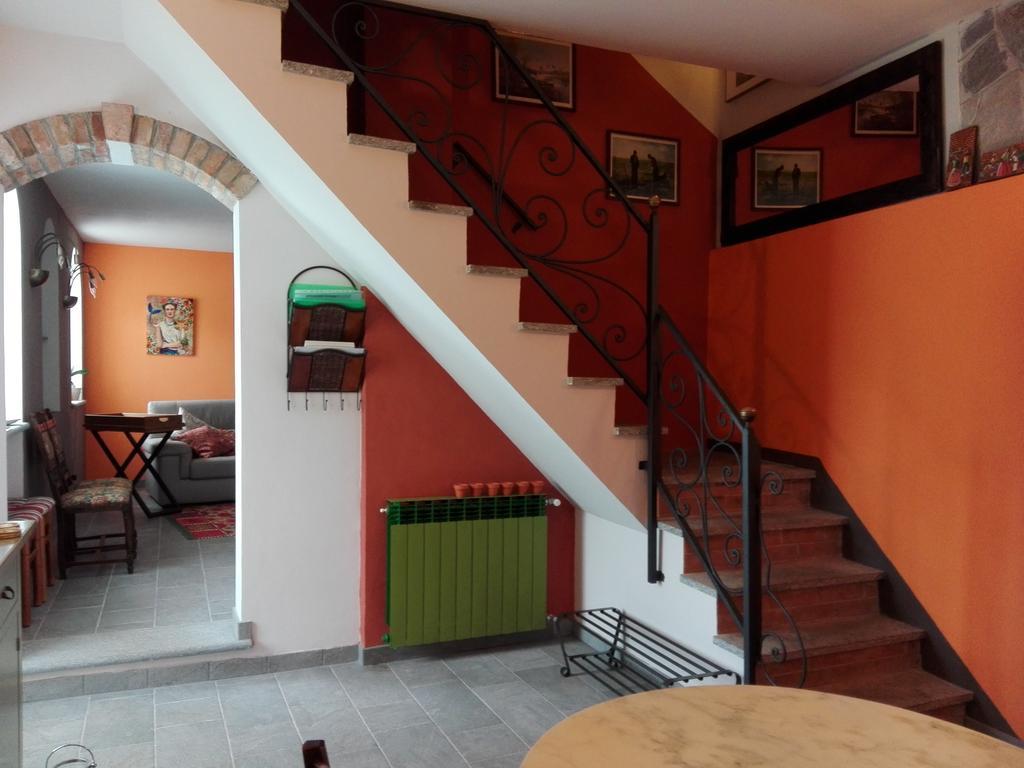 Casa Badinot Guest House Diano d'Alba Luaran gambar