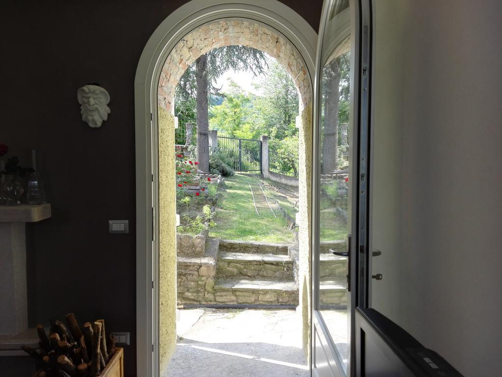 Casa Badinot Guest House Diano d'Alba Luaran gambar