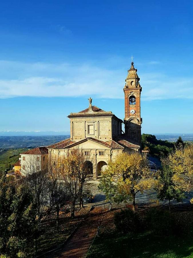 Casa Badinot Guest House Diano d'Alba Luaran gambar
